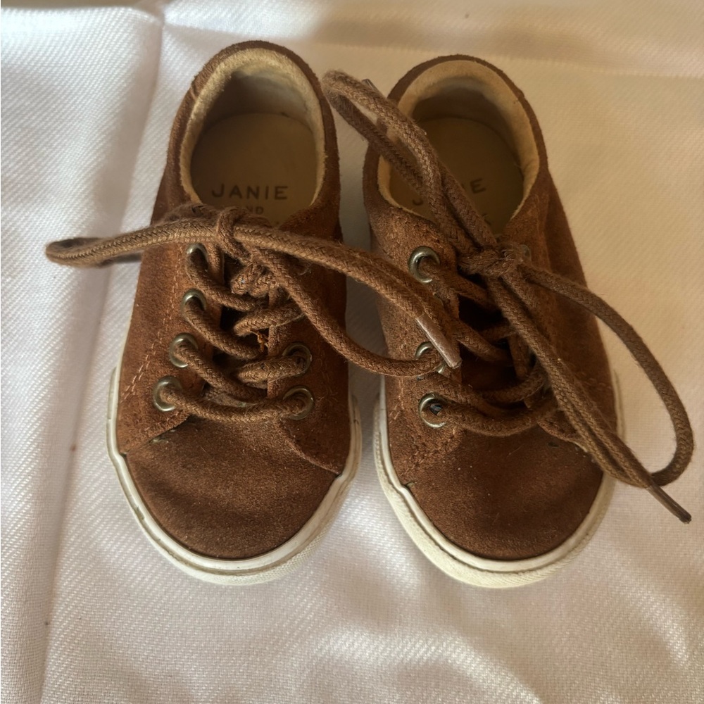 Janie and Jack brown leather sneakers, size 4